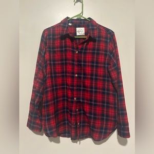Women’s “Jack’s Girlfriend” Flannel with pockets.